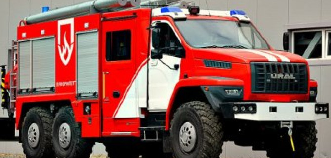 «Урал» показал новые грузовики для МЧС