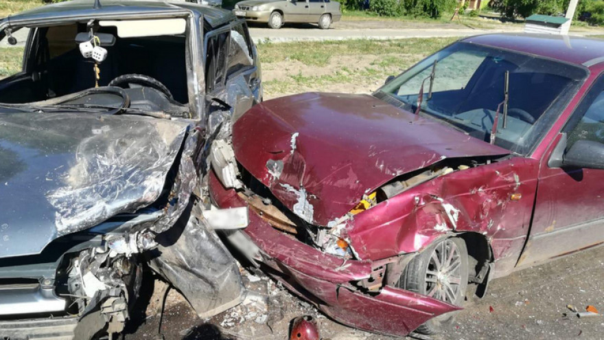 Два человека пострадали в массовом ДТП в Воронеже (2)