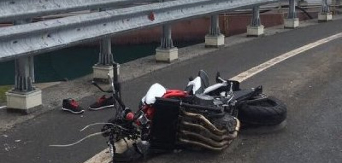 В Тюмени мотоциклист погиб, упав с путепровода