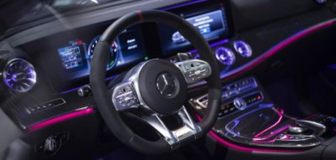 Время бесповоротно влюбиться в Е-Класс