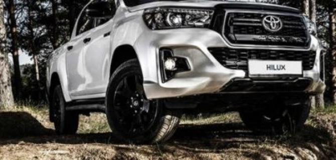 Toyota привезла в Россию спецверсию пикапа Hilux