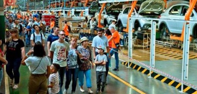 «АвтоВАЗ» провёл «День открытых дверей»