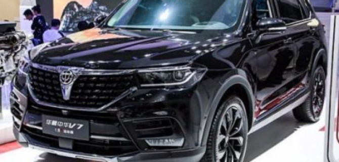 В Китае начаты продажи люксового кроссовера Brilliance V7