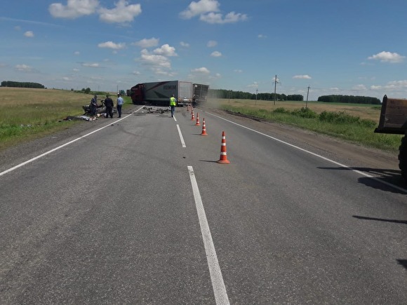 Ребенок и трое взрослых погибли в ДТП в Курганской области