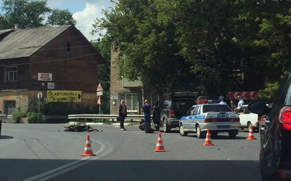 Мотоциклист пострадал в ДТП в центре Рязани