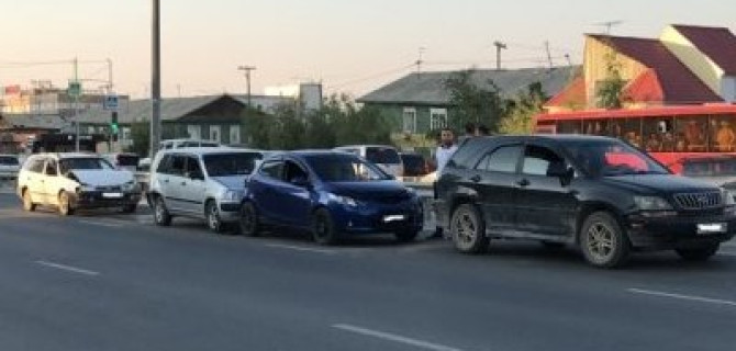 Двое детей пострадали в массовом ДТП в Якутске