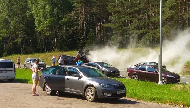 Четыре человека погибли в ДТП под Петербургом