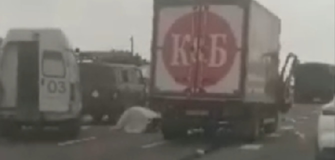 В Ростовской области в ДТП погиб водитель грузовика