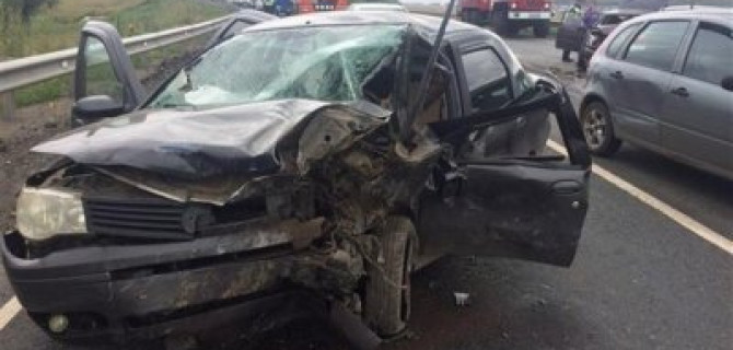 Три человека пострадали в ДТП под Самарой