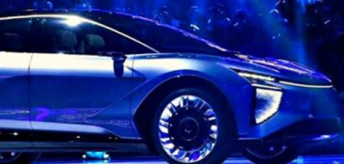 В Китае представили уникальный электромобиль