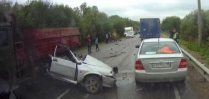 В ДТП в Костромской области погиб 20-летний водитель
