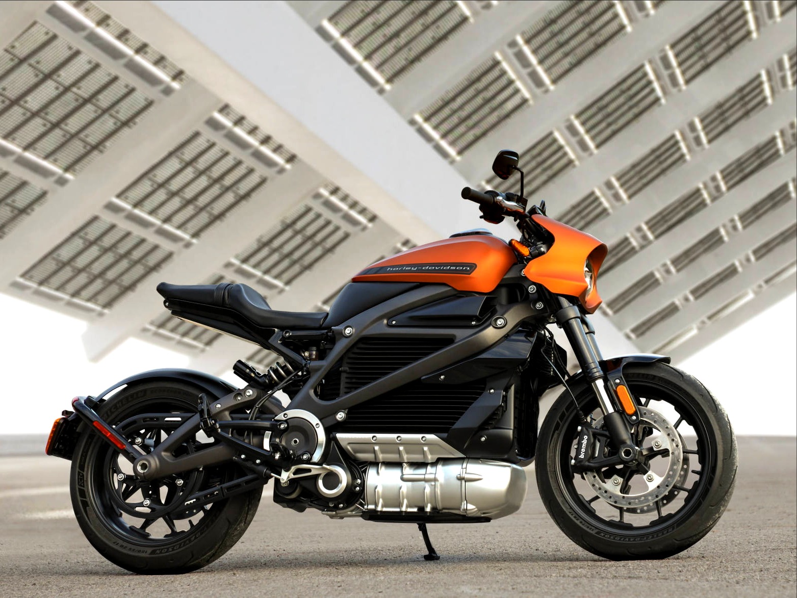 Harley-Davidson LiveWire: есть подробности о первом электрическом "Харлее" мн харли 1