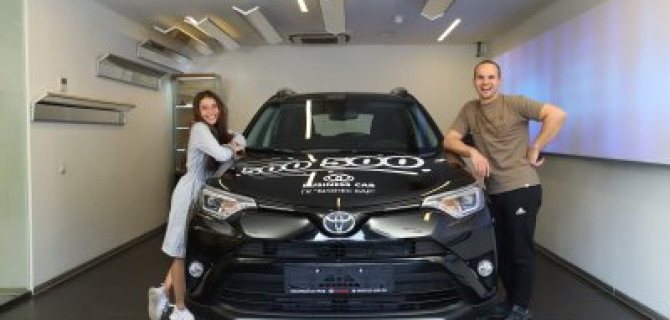 ГК «Бизнес Кар» поздравила 500 500-го клиента 