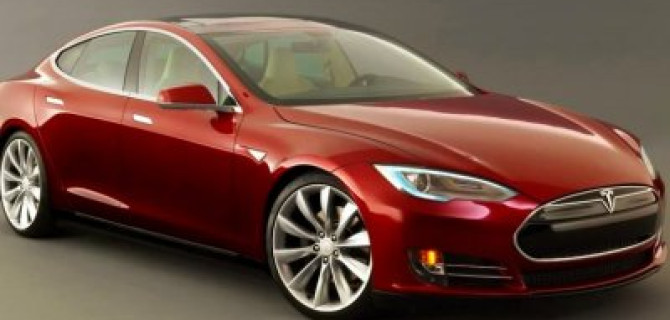 В Госдуме предложили отменить пошлину на ввоз электромобилей