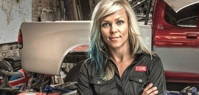 Погибла известная автогонщица Джесси Комбс