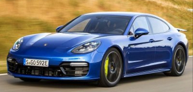 В России объявлен отзыв Porsche