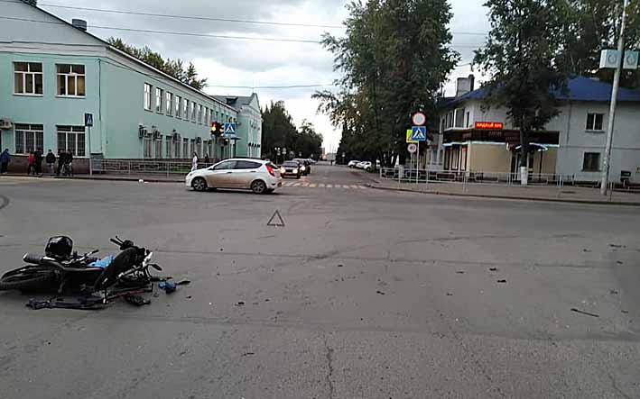Водитель мопеда погиб в ДТП в Уфе