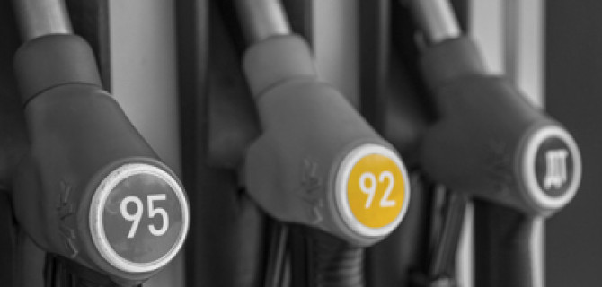 Последние из «всеядных»: топ автомобилей, которые ещё могут ездить на 92-м бензине