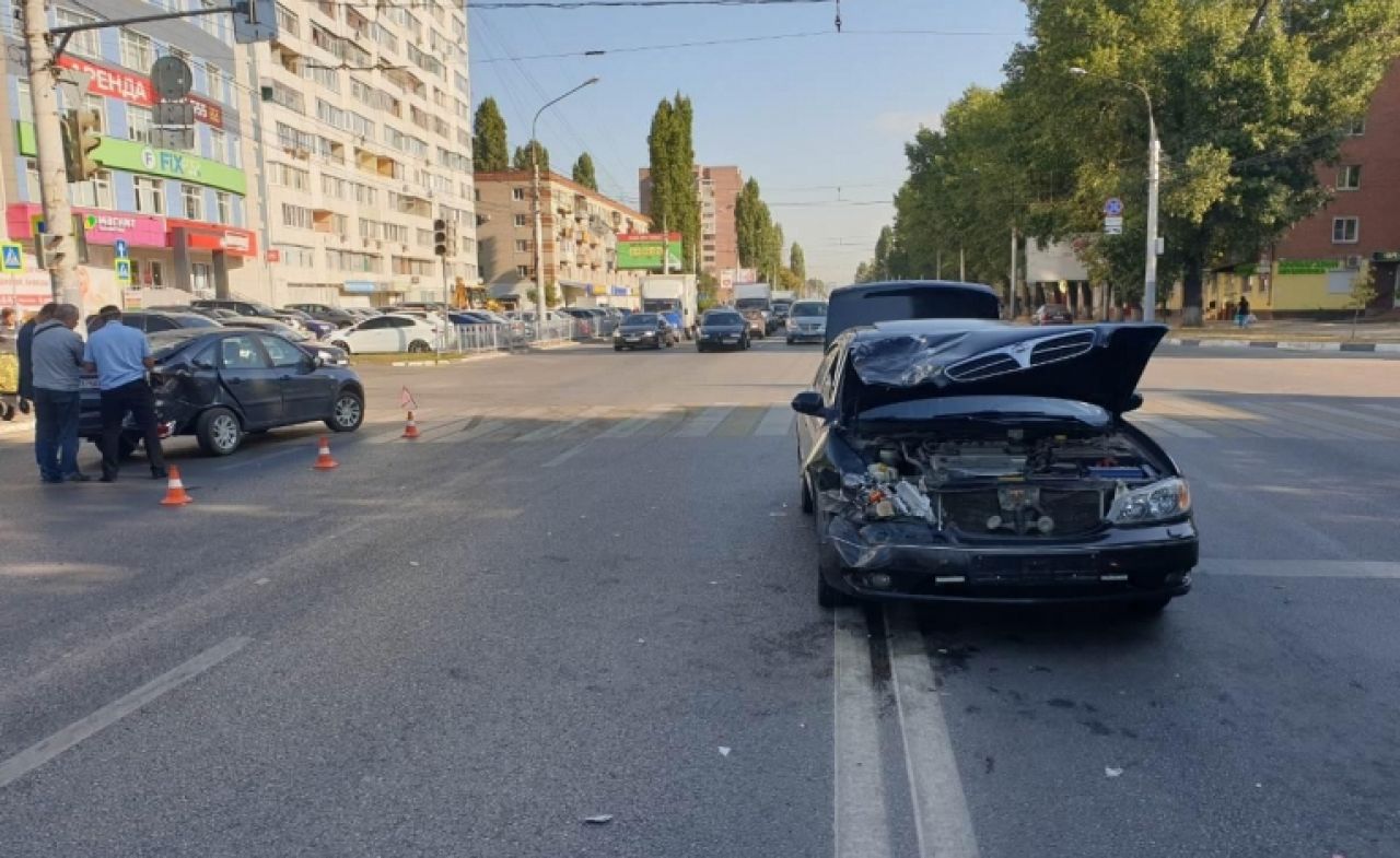 10-летняя девочка пострадала в ДТП в Воронеже