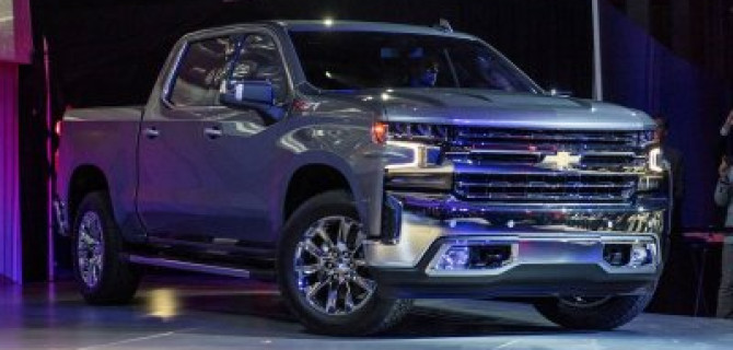 Начались продажи новых Chevrolet Silverado и GMC Sierra