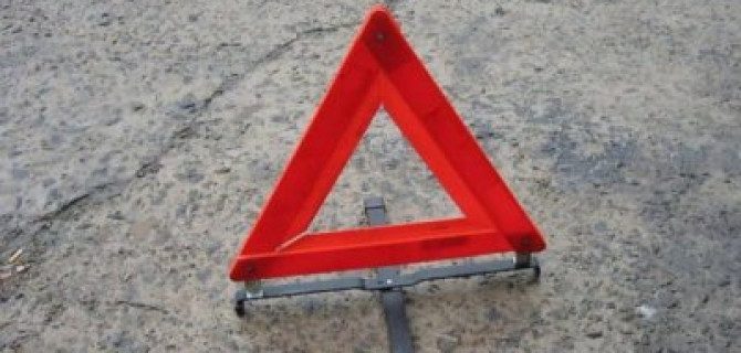 В Лужском районе ВАЗ врезался в столб – водитель погиб