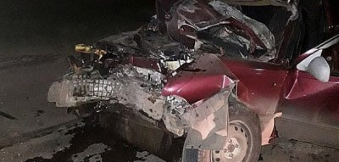 В Башкирии «Лада» залетела под КамАЗ – водитель погиб