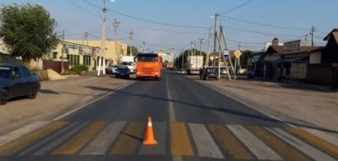 В Волгоградской области водитель сбил ребенка на переходе и скрылся