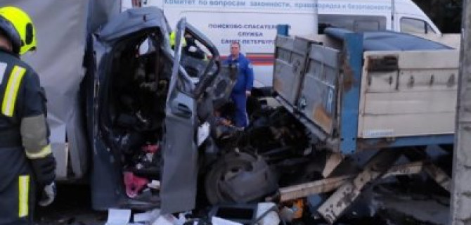 В Петербурге в ДТП погиб водитель «Газели»