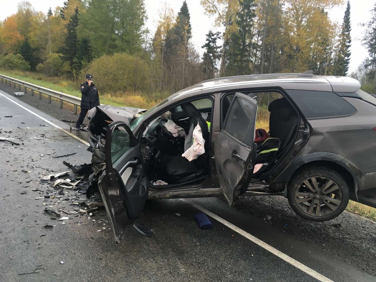 Четверо взрослых и двое детей пострадали в ДТП в Удмуртии (3)