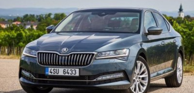 Известны российские цены на обновлённую Skoda Superb