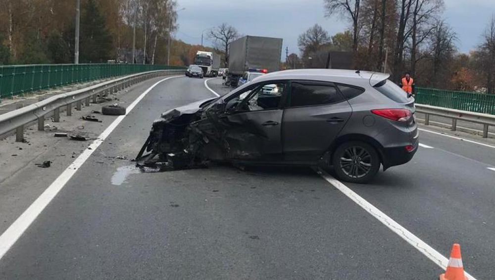 Три человека пострадали в ДТП под Брянском
