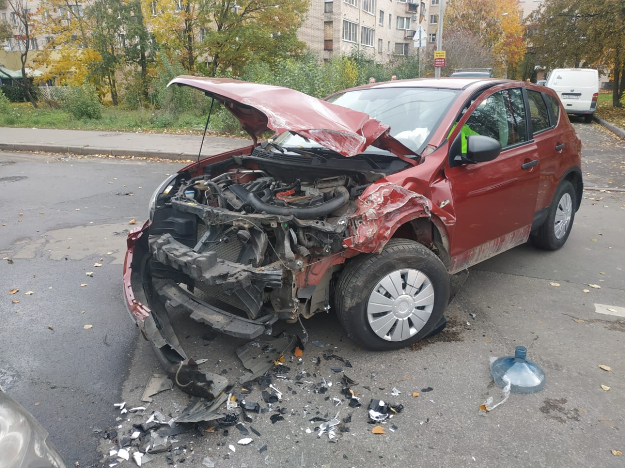 В ДТП с «Газелью» в Шушарах погиб человек 2