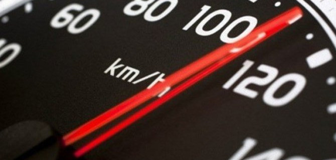 Дмитрий Медведев поручил вернуть штрафы за превышение скорости на 10−20 км/ч