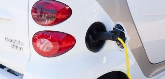 В США изобрели аккумулятор со сверхбыстрой зарядкой