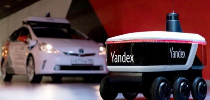 В «Яндексе» создали беспилотного робота-курьера