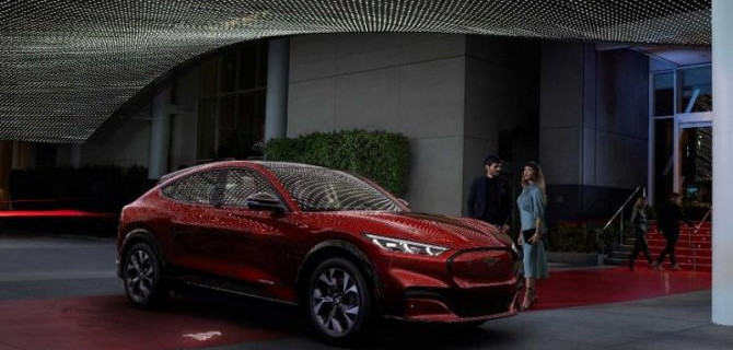 Ford может создать отдельную марку Mustang