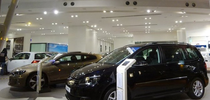 Отзывы об автосалонах и их помощь при покупке транспортного средства