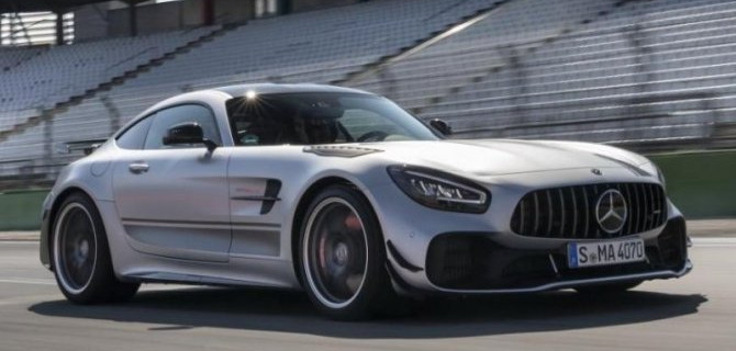 Стали известны сроки появления Mercedes-AMG GT Black Series