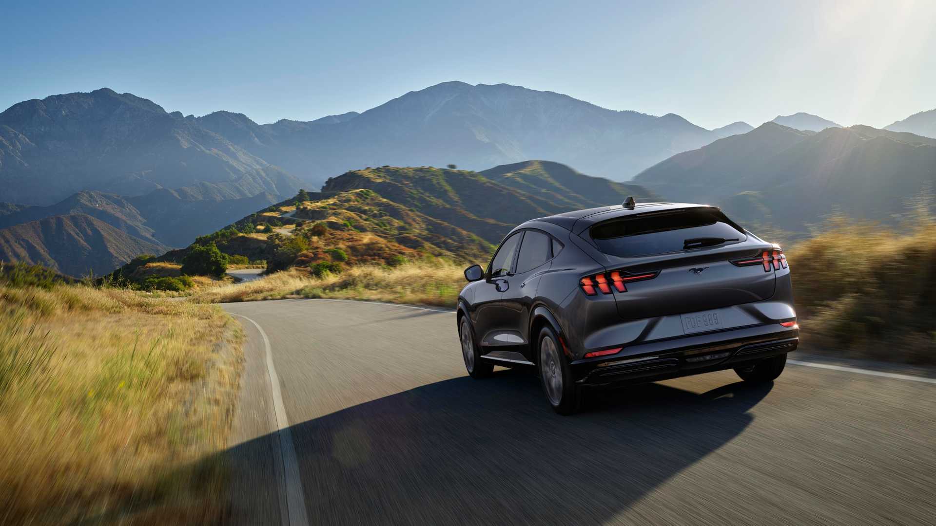 Электрокроссовер от Ford: известны цены и будущие модификации муст 2