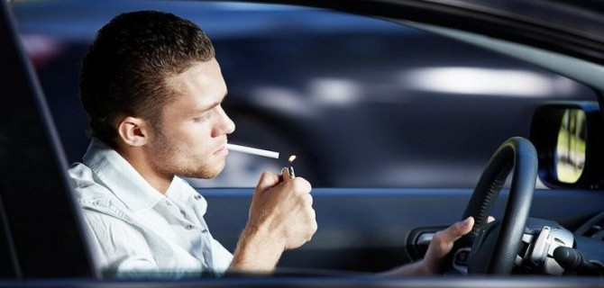 Курение за рулём приравняют к вандализму