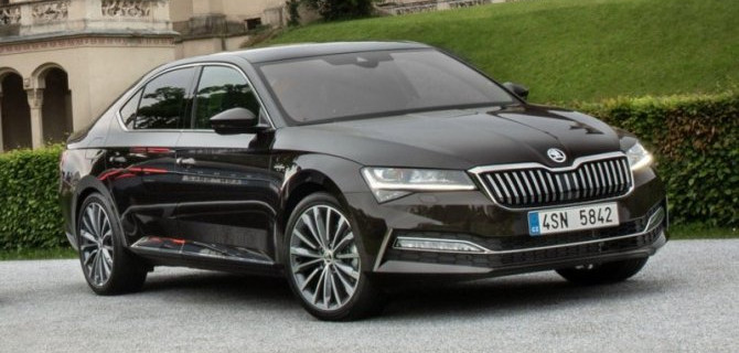 В России начались продажи обновлённого лифтбека Skoda Superb