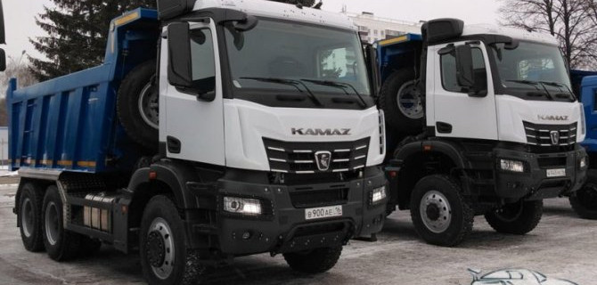 Самосвалы «КамАЗ» получили кабины от Mercedes-Benz