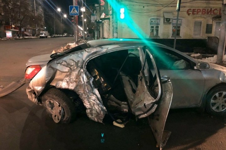В Саратове по вине пьяного водителя погиб человек (1)