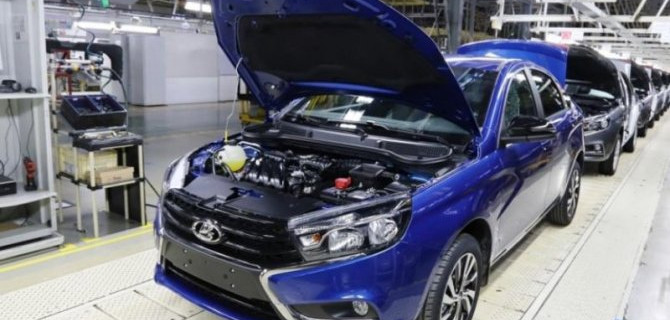 Выпущена юбилейная Lada Vesta