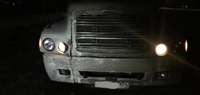 В Самарской области грузовик насмерть сбил женщину