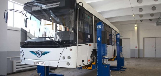 Техосмотр автобусов поручат ГИБДД