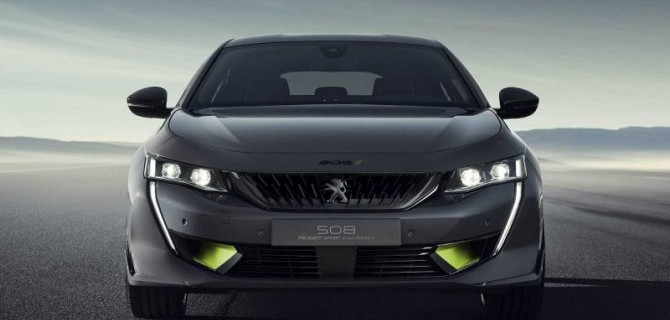 «Заряженный» Peugeot 508: концепт-кар встанет на конвейер