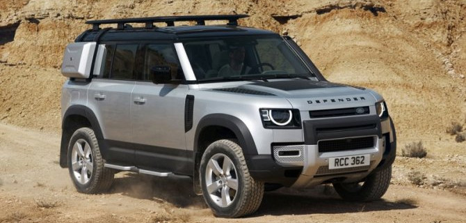 Стало известно, когда начнутся российские продажи нового Land Rover Defender