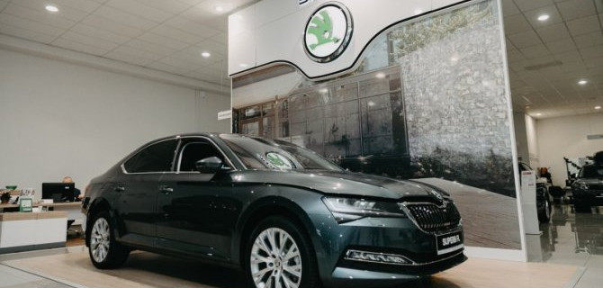 Клиенты АЦ Кунцево познакомились с обновленным ŠKODA SUPERB