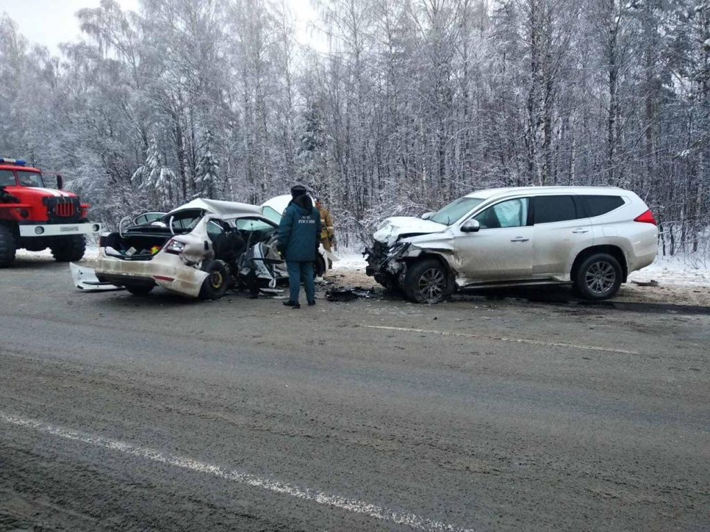 Двое взрослых и ребенок погибли в ДТП в Челябинской области (2)